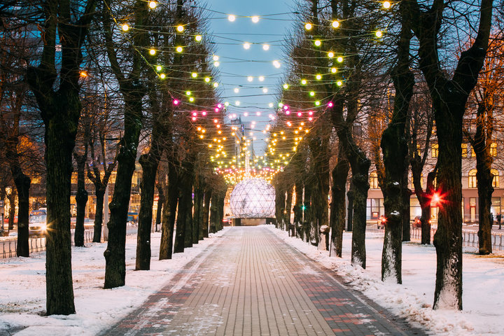 Cờ Liên minh Châu Âu và Latvia